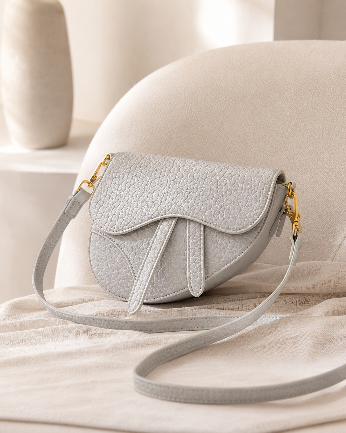 The Lavenza Mini Saddle Bag